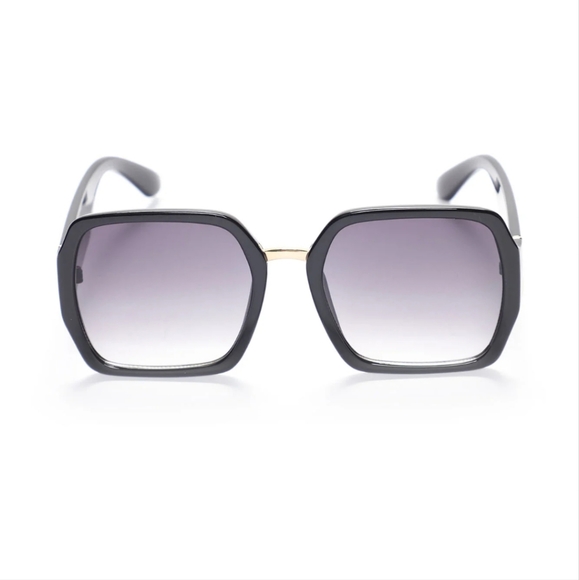 Fashion Nova Accessories - New Black Sunglasses